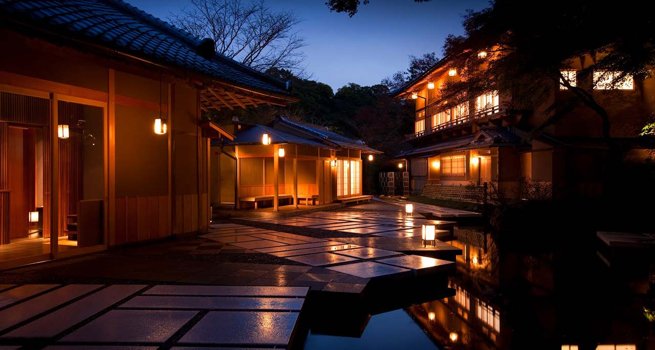 Romantic Places in Japan-100 of the most romantic hotels in the world.